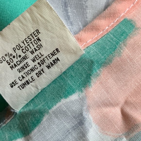 Angelica Print Scrub Top Blue, Pink, Green, White Size 38-40 - Picture 7 of 10